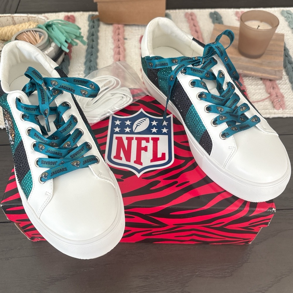 NFL Jaguars White and Teal Casual Shoes